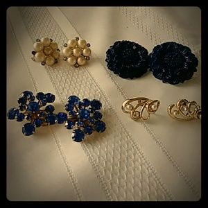 4 pairs of vintage earrings